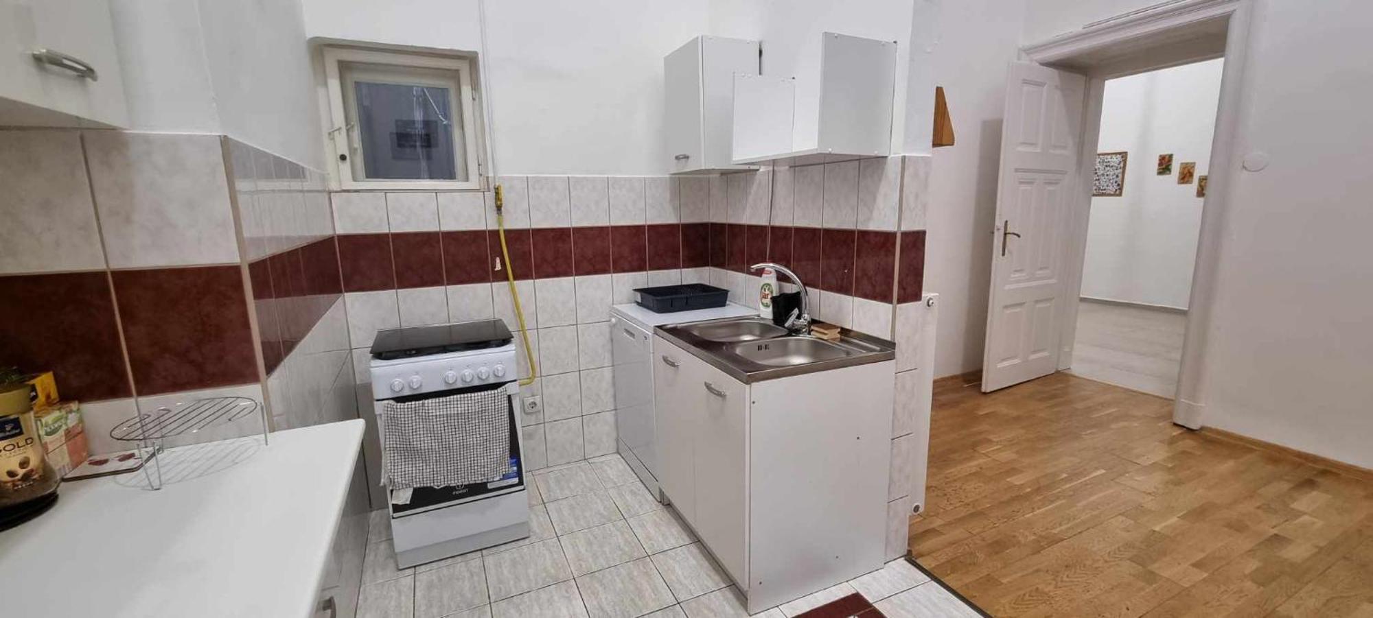 A & E Apartment Будапеща Екстериор снимка