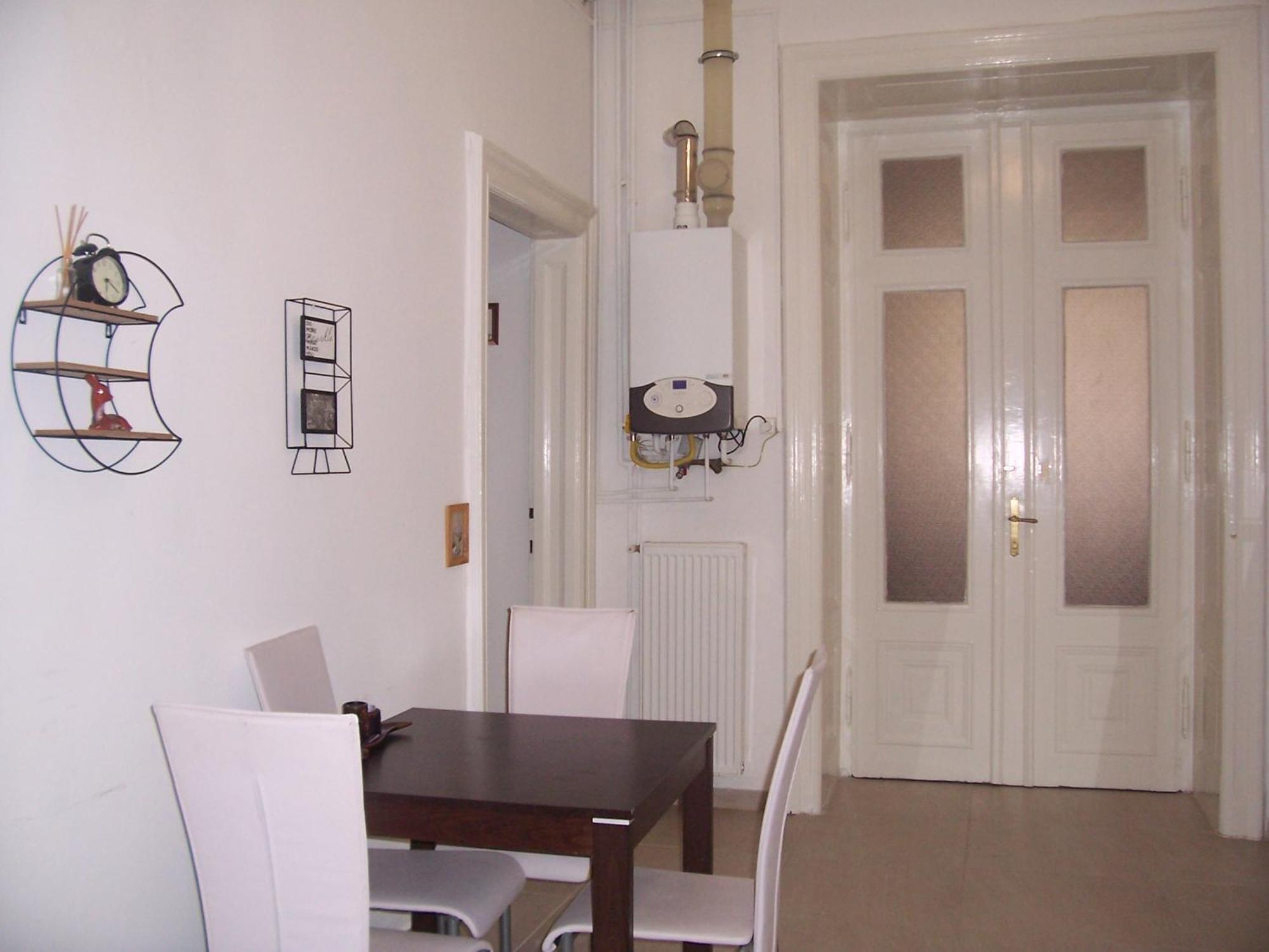 A & E Apartment Будапеща Екстериор снимка