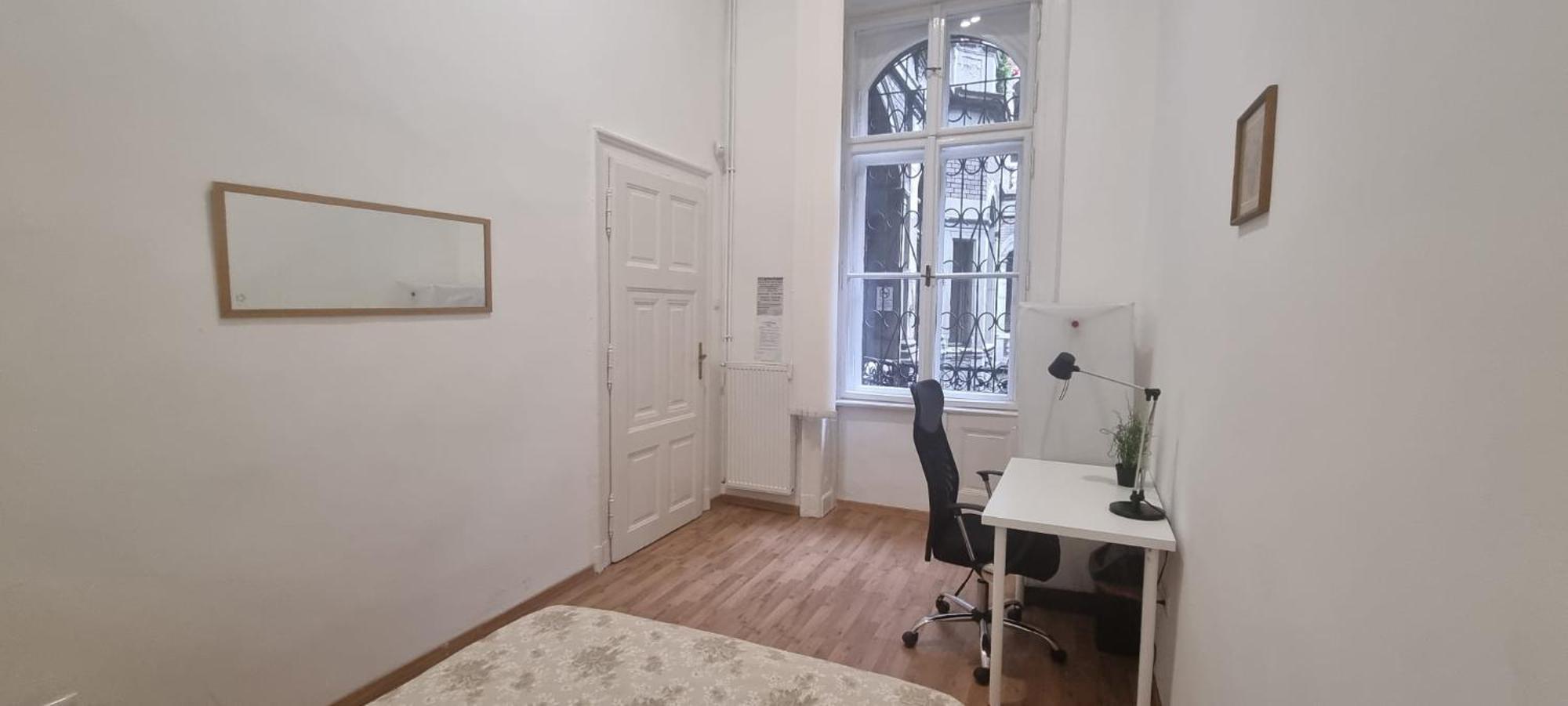 A & E Apartment Будапеща Екстериор снимка