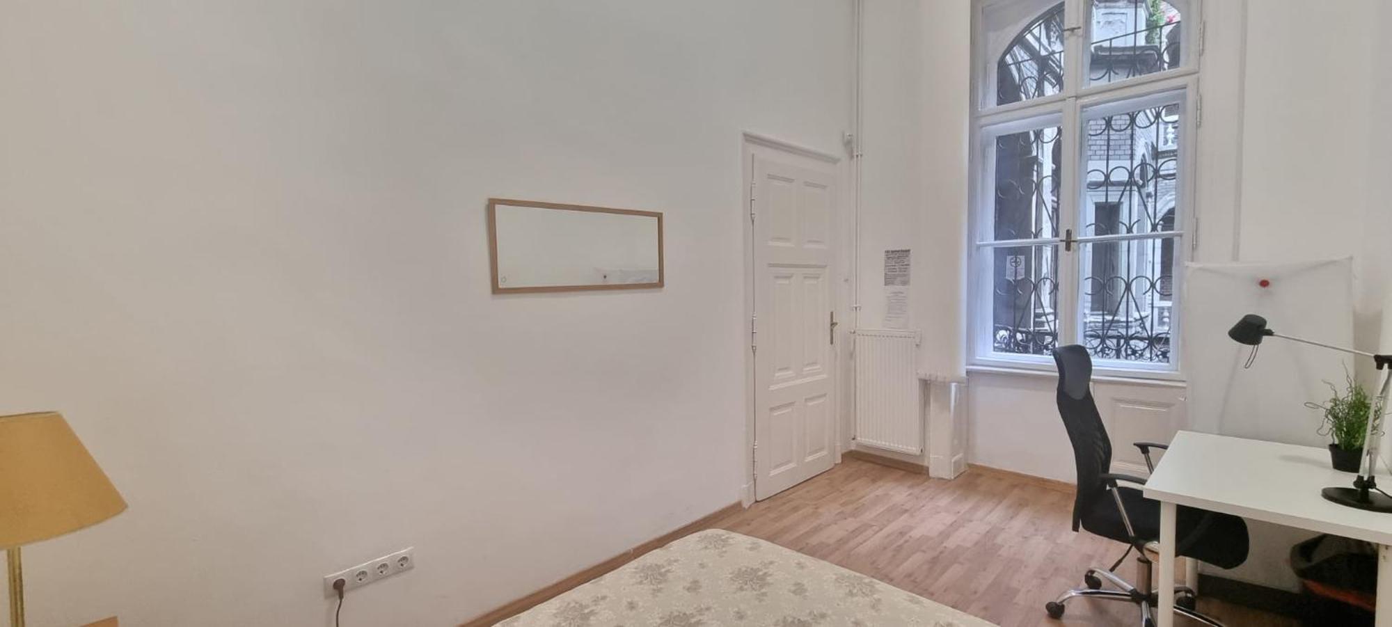 A & E Apartment Будапеща Екстериор снимка